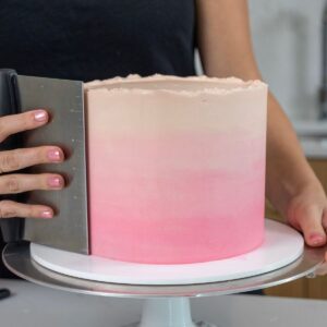 how to frost a cake